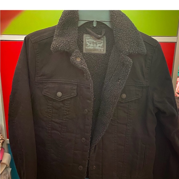 Womens Levi's Black Trucker Jacket with Sherpa linen - Picture 2 of 3